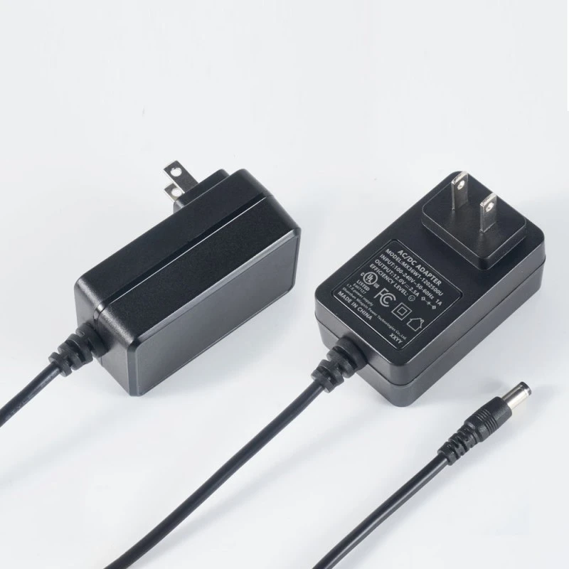 UL सूचीबद्ध 12V 2.5A 30W वाल माउन्ट पावर एडाप्टर